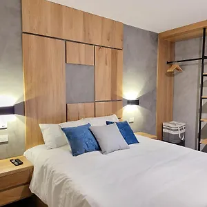 Center Flats - In El Poblado Near Park Lleras, Medellin! Colombia